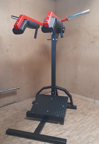 Leverage Squat-Calf Station front view