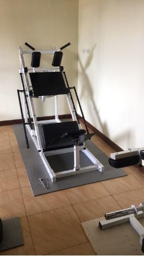 Leg Press Hack Squat in Phuket 